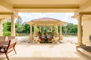 Tallai Retreat - Grand Villa - Image 3