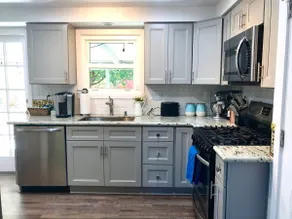 Hidden gem + AC, centrally located - Image 3