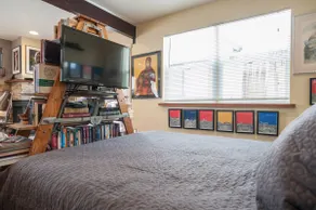 Mid-Boulder 30+ day stay w/Parking Space - Image 3