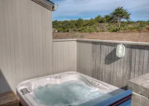A Slice of Heaven in The Sea Ranch - Image 5