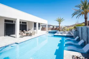 Luxury home close to everything - Image 2