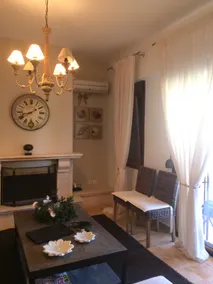Luxurious Seafront Villa in Pefkohori - Image 4