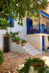Traditional House in Peloponnese - Image 4
