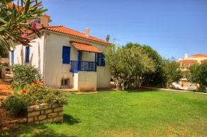 Traditional House in Peloponnese - Image 3