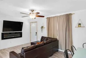 Chic Small House Oasis: Close to FIFA WORLD CUP - Image 2