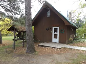 The Farm By The Lake - The Jack Pine Cabin - Image 4