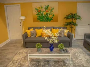 Elegant suite in a Home ! - Image 4
