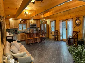 Mountain View Cabin House - Image 5