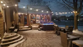 Lakefront Hot Tub-Fishing-Kayak & Pool Table Suite - Image 2