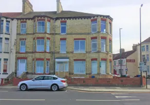 Redcar Seaview Apartments - Image 2