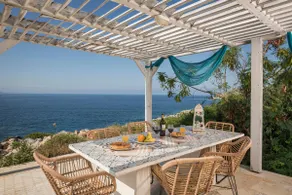 Seafront Villa Shore, Sea & Sun Villas - Image 4