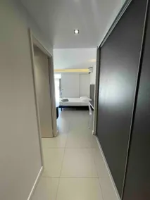 Studio Victoria-1 modern near downtown - Image 3