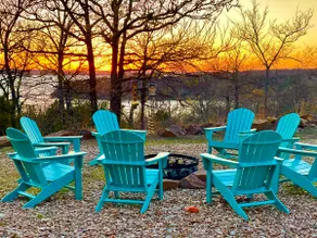 Lakeview, 2 homes, new hot tub - Image 4
