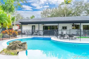 Tropical MIAMI Oasis BBQ/ Pool/Games and More - Image 3
