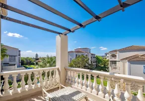 Bougain Villas Apartment - Image 5