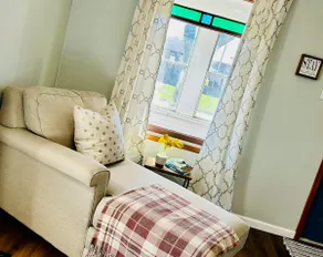 Virginia's PlaceCozy 2 Bedroom Home / Pets Welcome - Image 2