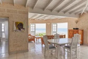 Beachfront DeLuxe apartment right on the beach - Image 2