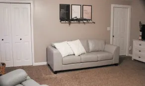 *Comfy Getaway 2nd floor Apartment - Image 2