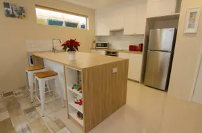 Seaside Rocks Studio Apartment - Stay & Relax - Image 3