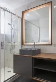 Amazing apartment in the city center Terrace - Image 5