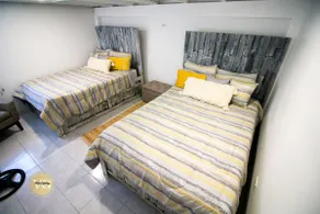 Villa with pool, 10 people - Image 4