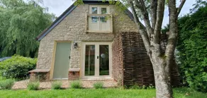 A hideaway in a peaceful rural location. - Image 2