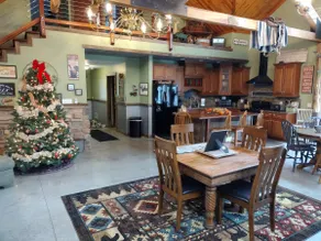 Luxury Amish Built Barn Home at Turkey Run - Image 5