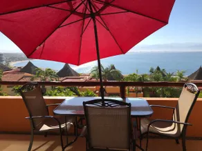 Beachfront Resort, Multiple Pools, Sleeps 10-11 - Image 4