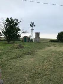 Peaceful Valley Ranch on Emerald Elm Road - Image 2