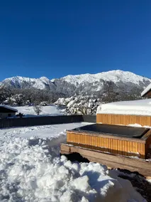 Private Hot Tub with Mountain View, Sauna, for 8 people - Image 3