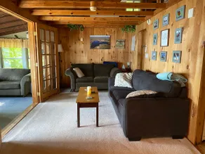 Cottage on the lake! Includes kayaks & rowboat. Relax and listen to the loons! - Image 4
