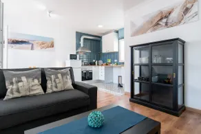 Sunny Penthouse w/Terrace • Camp Nou • Fira BCN - Image 4