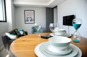 Studio 100: city-sleek in heart of the city - Image 2