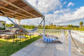 Beach front villa in Calabernardo, Noto, Sicily - Image 2