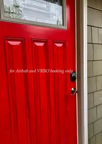 Studio, ten minutes from airport, & walk to trails - Image 3
