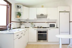 Royal Apartment - Image 5