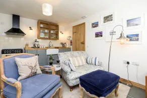 Luxury Coastal Bolthole in Polperro With Parking - NEW LISTING - Image 4
