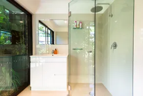 A Suite Spot in the Hills - Image 5