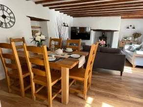 The Barn at The Beehive - 4 bedrooms & 2 bathrooms - Image 4
