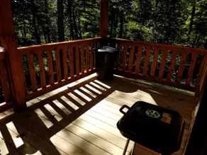 Outdoor Adventure Luxury Cabin Rental ”The Genoa” - Image 3