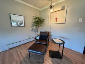 3BR Country Escape (sleeps 6), tree-lined 3 acres - Image 5