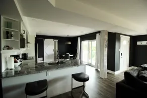 Peaceful 2BR Suite with Mountain Views + Hot Tub - Image 5
