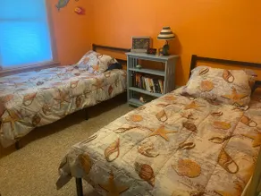 Spacious Family Friendly*Oceanside* Steps to Beach - Image 4