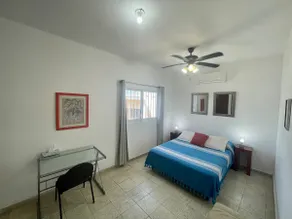Spacious downtown apartment, minutes from the esplanade - Image 2