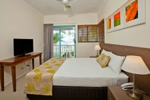 3 Bedroom Apartment/Villa on the Beach - Image 5