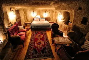 Patiska Cave House - Image 4