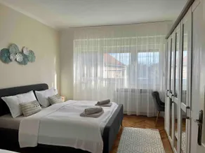 Sunny, cozy, with loggia, garden, parking, 4* - Image 3