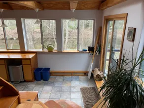 Charming Saugerties Cottage on Creek - Image 5