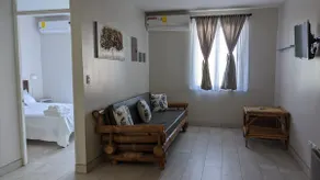 Unit 5: Modern Suite Close To The Beach - Image 4