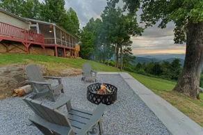 Mountain Views w/ Hot Tub + Fire Pit – World’s Inn - Image 4
